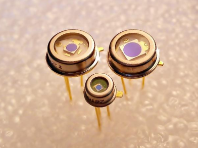 InGaAs PIN фотодиод 1,7 мкм
